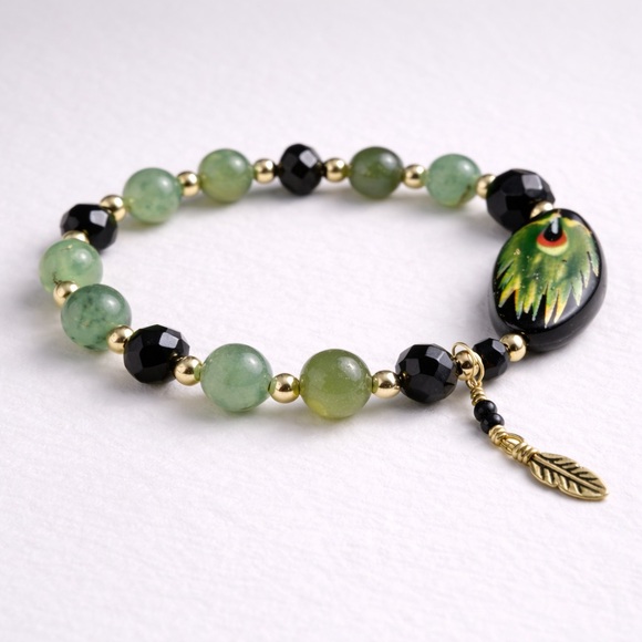 TERRA GEMMS Signature Series Prehnite Parrot Feather Stretch Bracelet - Picture 3 of 5